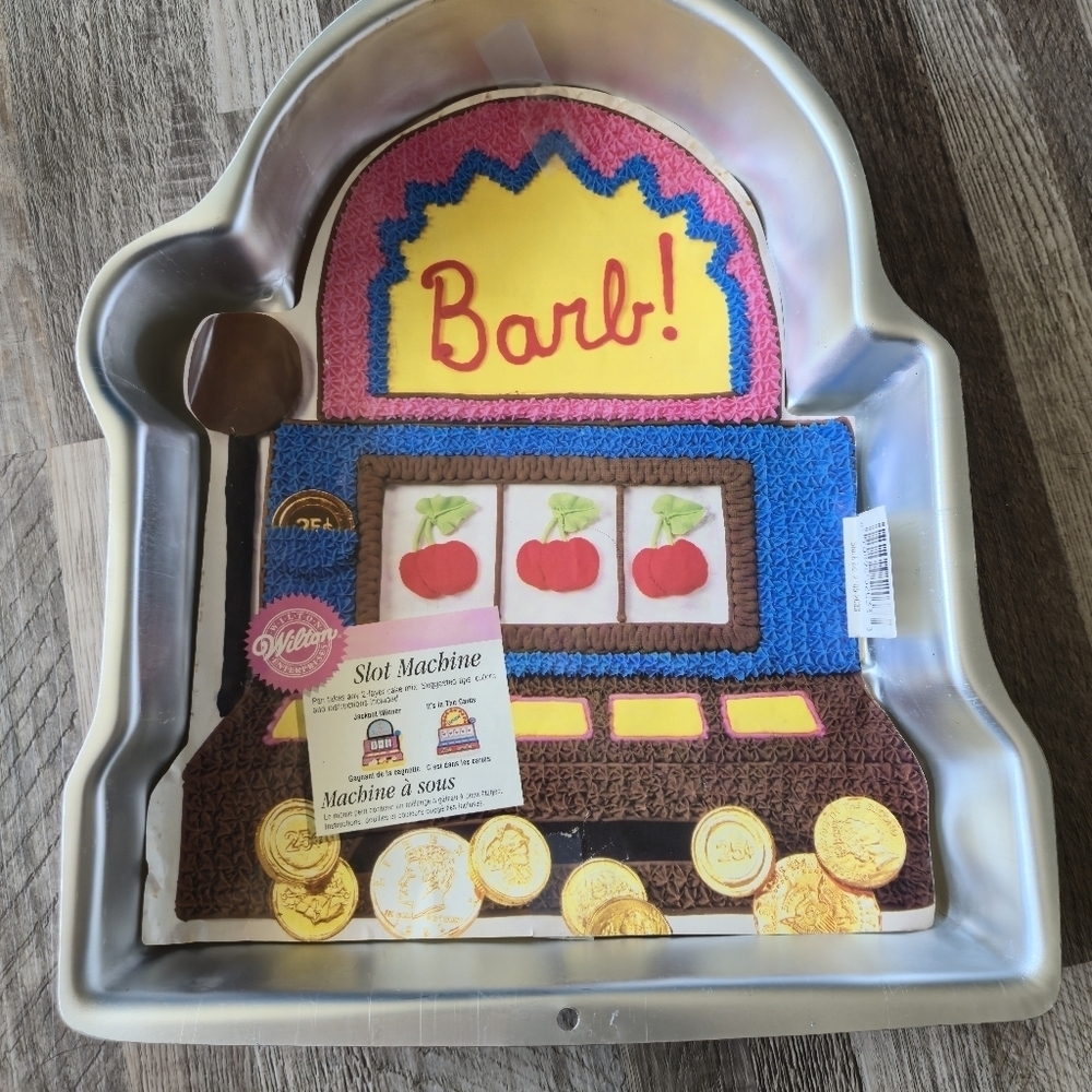 Wilton 1998 Vintage Vegas Jackpot Birthday Cake Pan Aluminum